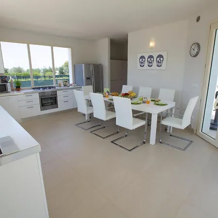 Casa Ban Villa *
